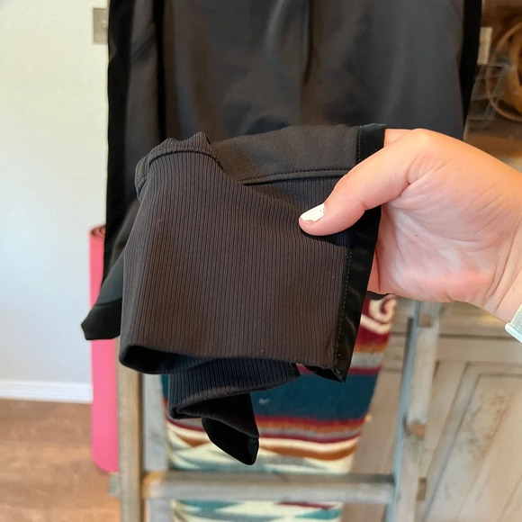 Athleta women’s Venice Velvet stripe jogger size XS - Picture 8 of 12